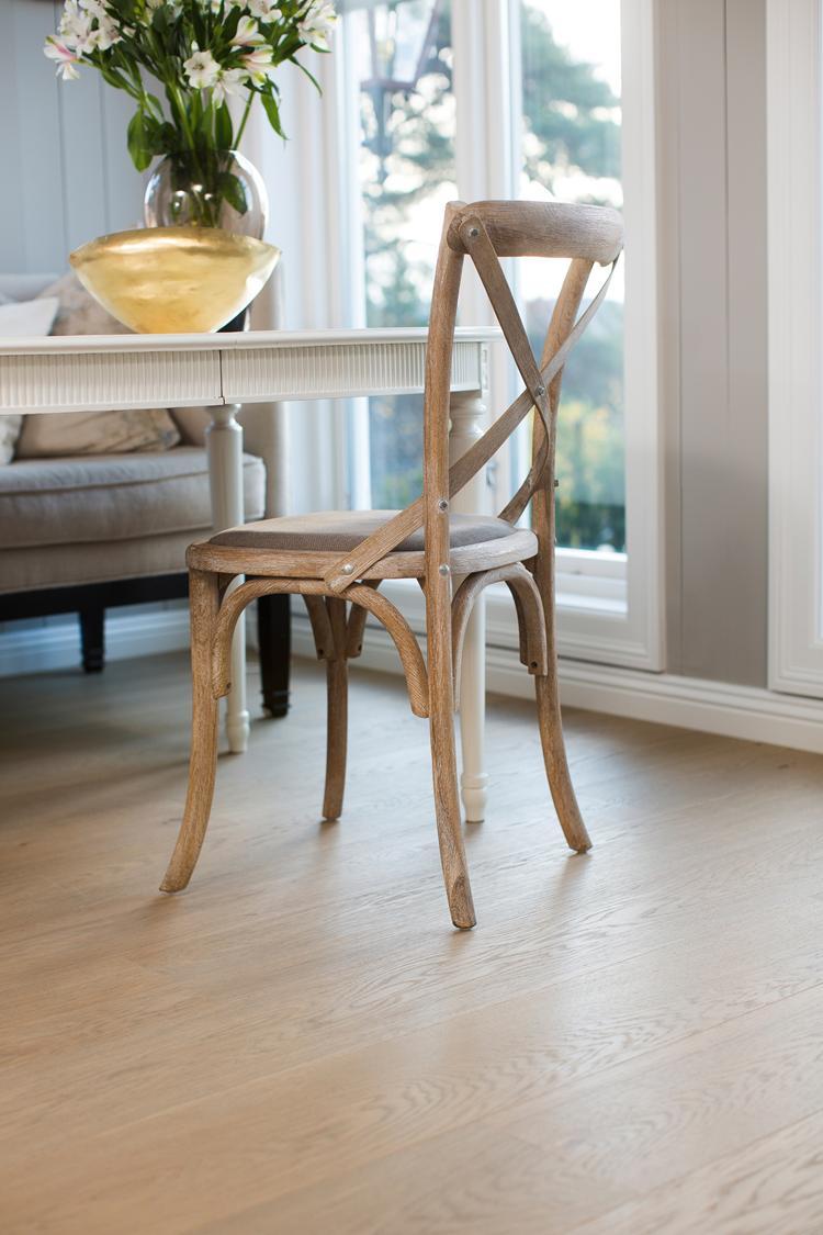 Boen Animoso Engineered Sand Oak Planks Flooring, Brushed & L/Natural: 14.0 x 209 x 2,200 mm