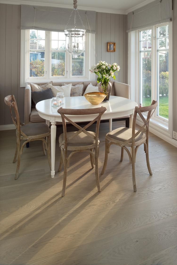 Boen Animoso Engineered Sand Oak Planks Flooring, Brushed & L/Natural: 14.0 x 209 x 2,200 mm