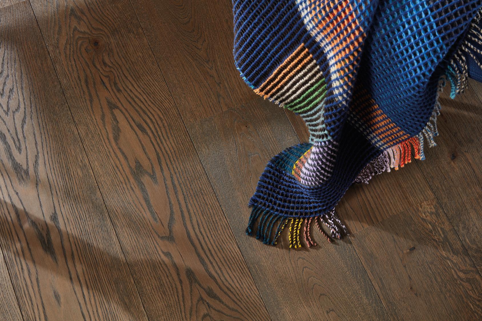 Boen Vivo Engineered Brown Jasper Oak Planks Flooring, Brushed & L/Natural: 14.0 x 209 x 2,200 mm