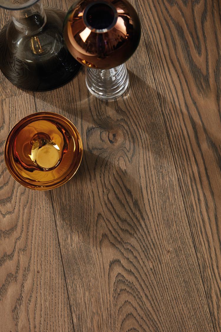 Boen Vivo Engineered Brown Jasper Oak Planks Flooring, Brushed & L/Natural: 14.0 x 209 x 2,200 mm