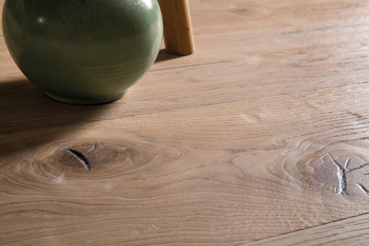 Boen Espressivo Engineered Vintage White Oak 209 Planks Flooring, Brushed & L/Natural: 14.0 x 209 x 2,200 mm