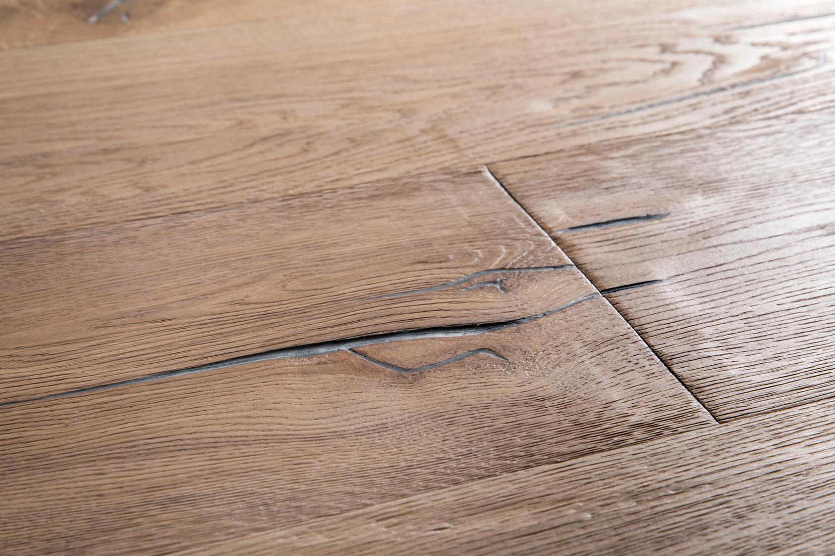 Boen Espressivo Engineered Vintage White Oak 209 Planks Flooring, Brushed & L/Natural: 14.0 x 209 x 2,200 mm
