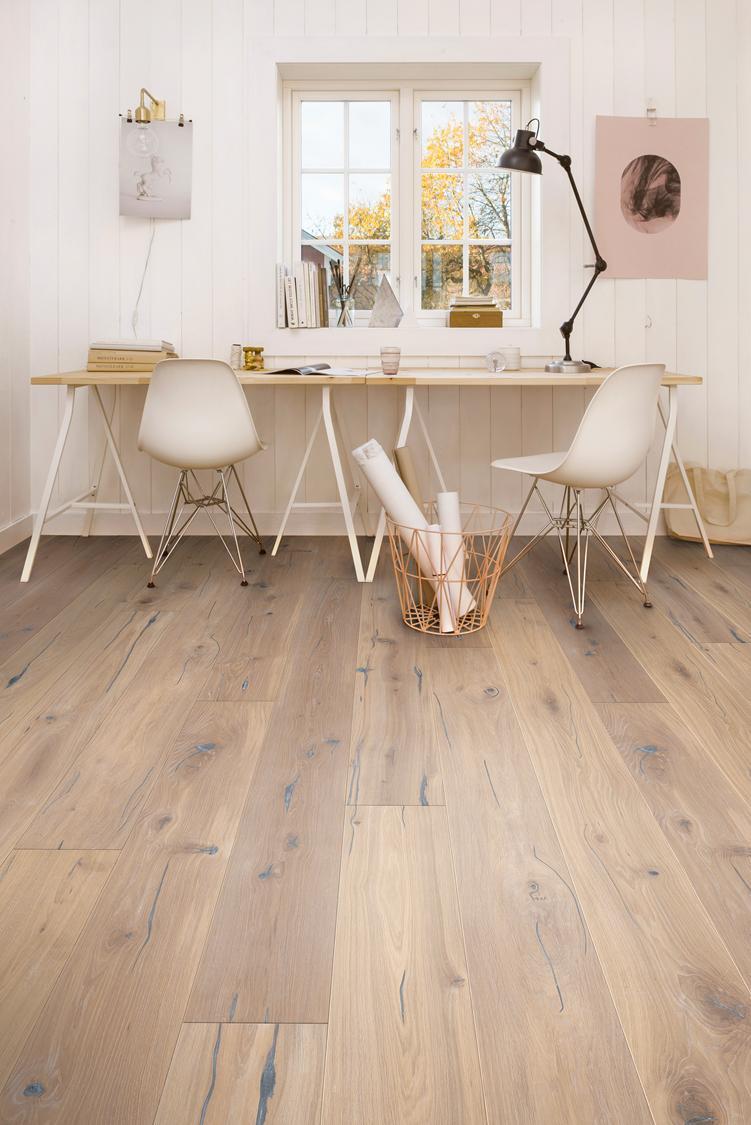 Boen Espressivo Engineered Vintage White Oak 209 Planks Flooring, Brushed & L/Natural: 14.0 x 209 x 2,200 mm