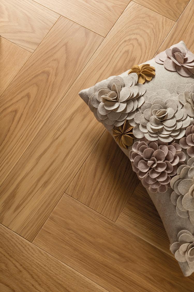 Boen Adagio Engineered Oak Herringbone Flooring, L/Natural, A & B Planks: 14.0 x 138 x 690 mm