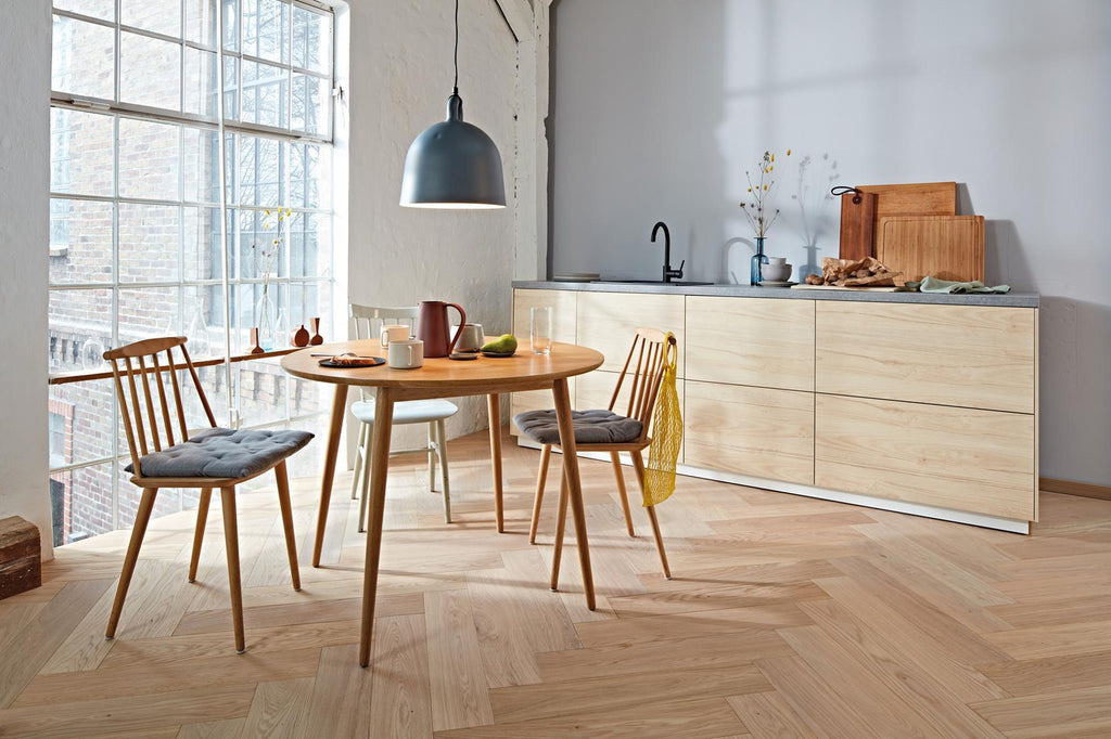 Boen Adagio Engineered White Oak Herringbone Flooring, Brushed & L/Natural, A & B Planks: 14.0 x 138 x 690 mm