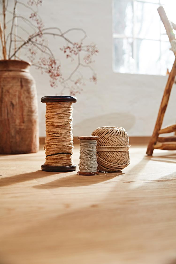 Boen Vivo Engineered Authentic Oak Planks Flooring, Brushed & L/Natural: 14.0 x 209 x 2,200 mm