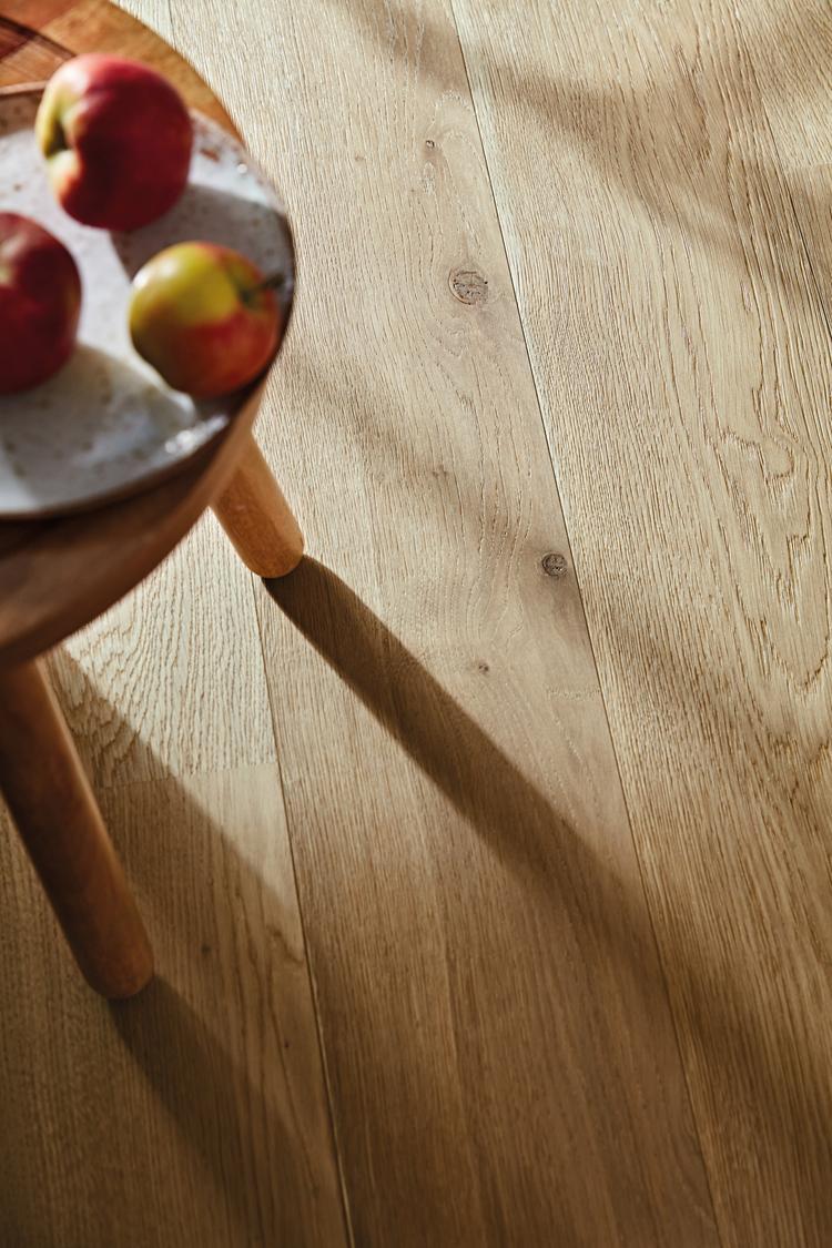 Boen Animoso Engineered Semi Smoked Oak Planks Flooring, Brushed & L/Pure: 14.0 x 209 x 2,200 mm