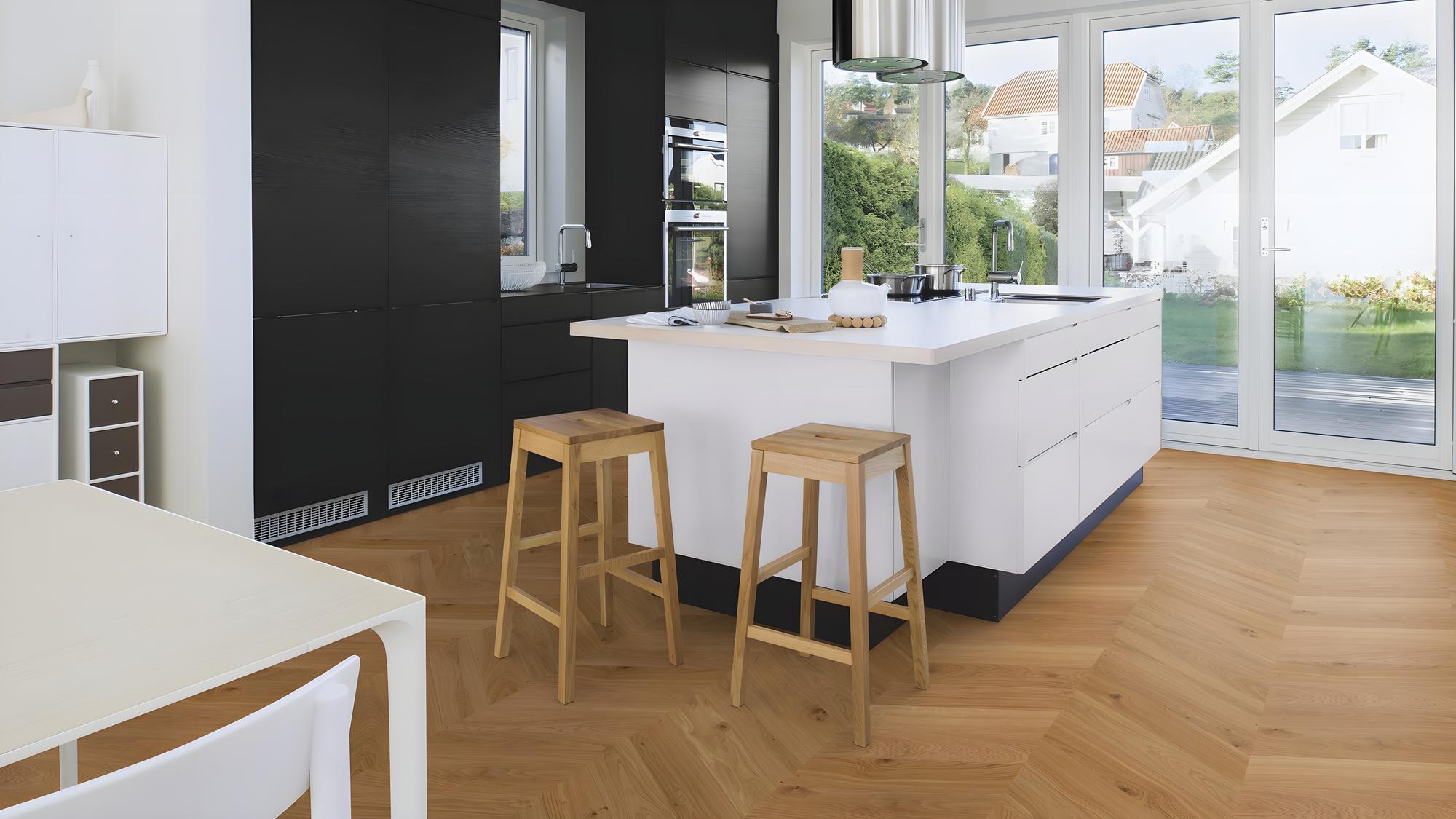 Boen Animoso Engineered Oak Chevron Flooring, Brushed & L/Natural, A & B Planks: 14.0 x 138 x 611 mm