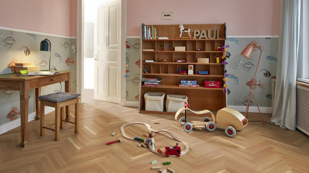 Boen Basic Engineered Oak Herringbone Flooring, Unbrushed & L/Natural: 10.0 x 70 x 470 mm