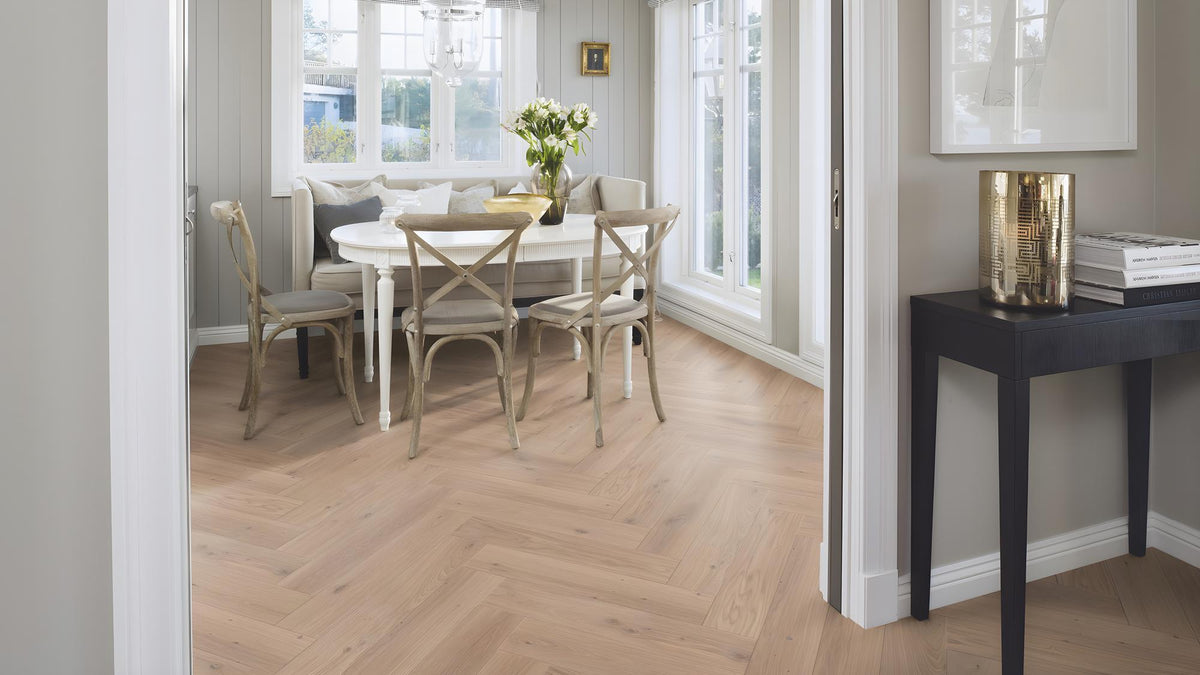 Boen Animoso Engineered White Oak Herringbone Flooring, Brushed & L/Natural, A & B Planks: 14.0 x 138 x 690 mm