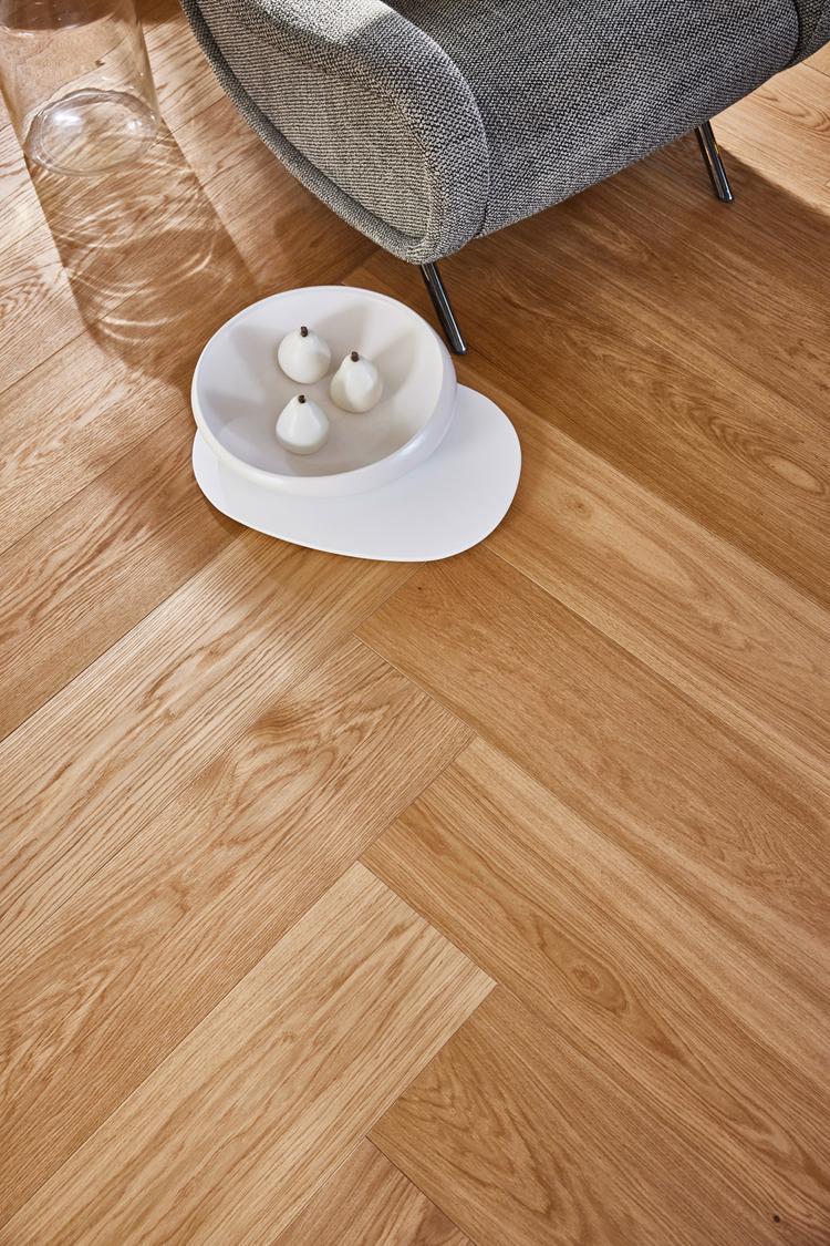 Boen Adagio Engineered Oak Herringbone Flooring, Brushed & L/Natural, A & B Planks: 14.0 x 209 x 1,045 mm
