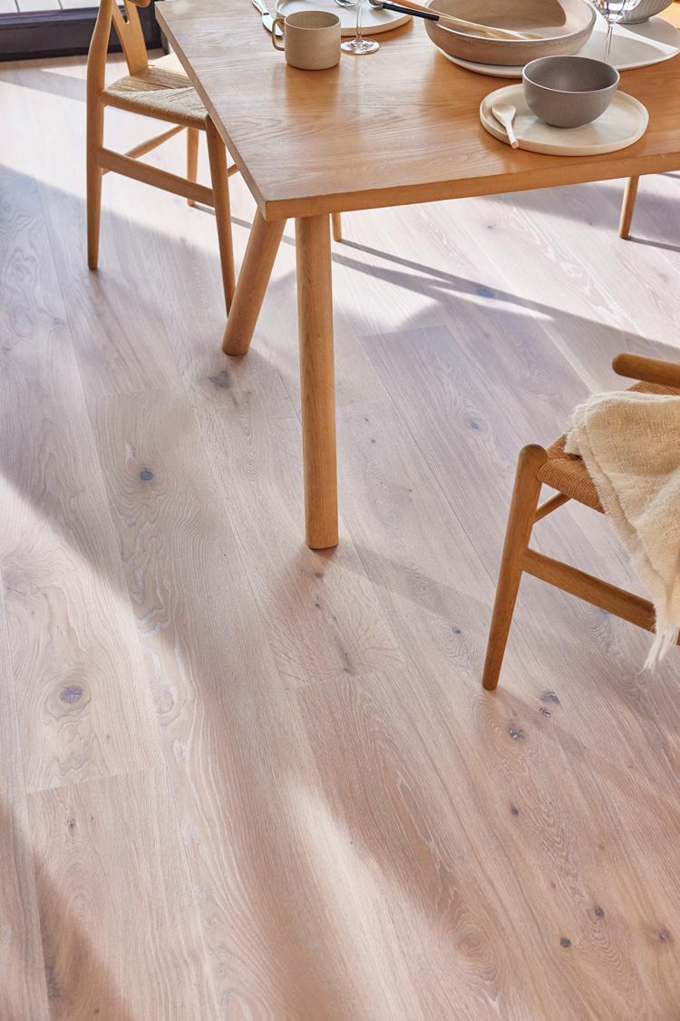 Boen Vivo Engineered White Nights Oak Planks Flooring, Double Brushed & L/Natural: 14.0 x 209 x 2,200 mm
