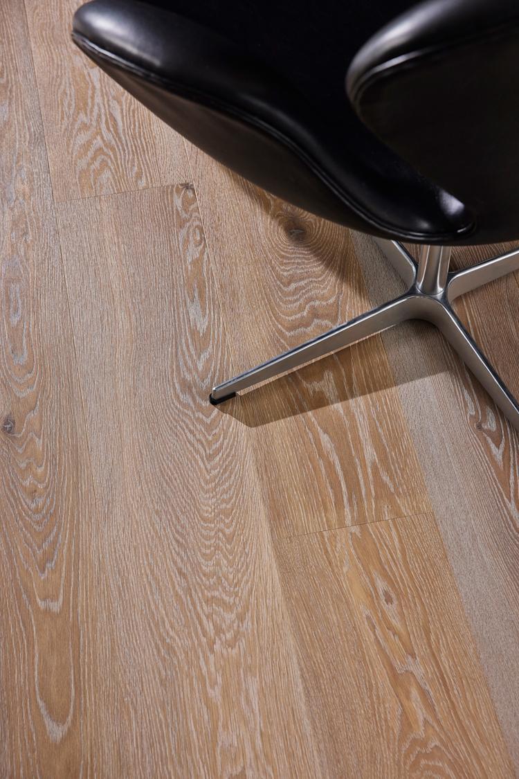 Boen Animoso Engineered Semi Smoked White Oak Planks Flooring, Brushed & L/Natural: 14.0 x 209 x 2,200 mm