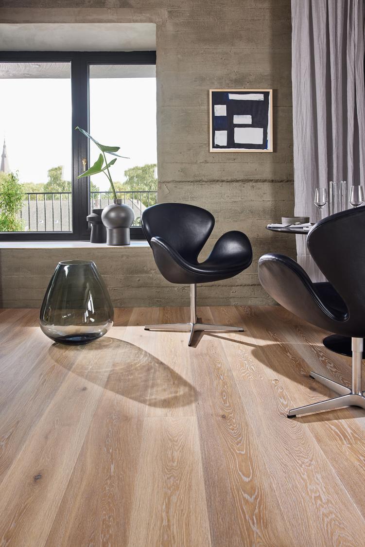 Boen Animoso Engineered Semi Smoked White Oak Planks Flooring, Brushed & L/Natural: 14.0 x 209 x 2,200 mm