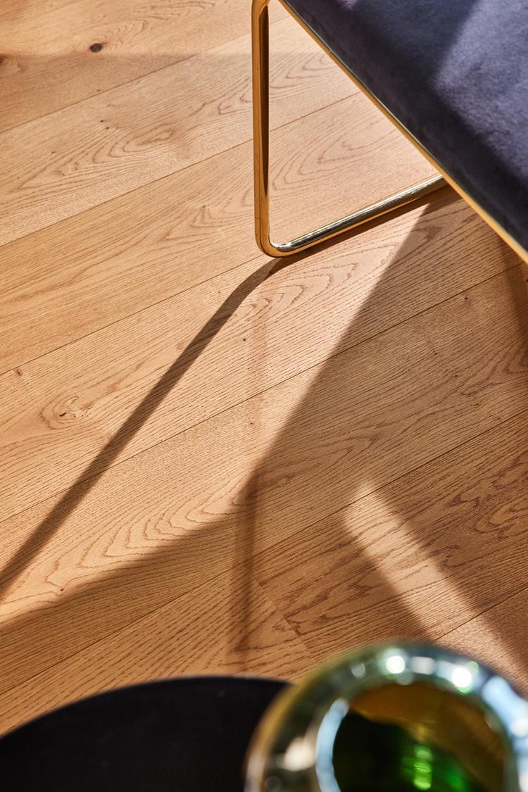 Boen Animoso Engineered Soft Brown Oak Planks Flooring, Brushed & L/Matt Pro: 14.0 x 209 x 2,200 mm