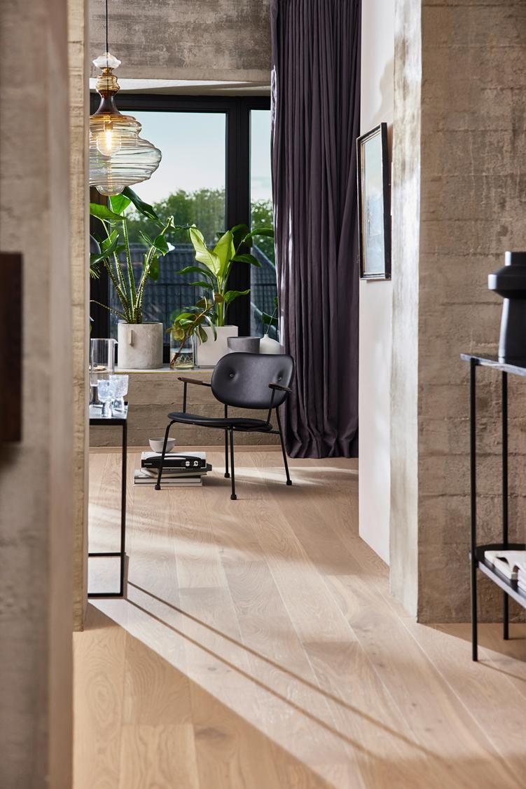 Boen Animoso Engineered Fresh White Oak Planks Flooring, Brushed & L/Matt Pro: 14.0 x 209 x 2,200 mm