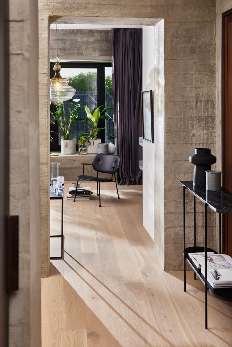 Boen Animoso Engineered Fresh White Oak Planks Flooring, Brushed & L/Matt Pro: 14.0 x 209 x 2,200 mm