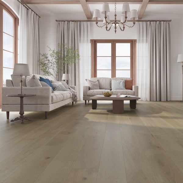 Ovara Engineered Misted Oak Planks Flooring, Brushed & Matt Lacquered: 12.0 x 190 x 1,900 mm