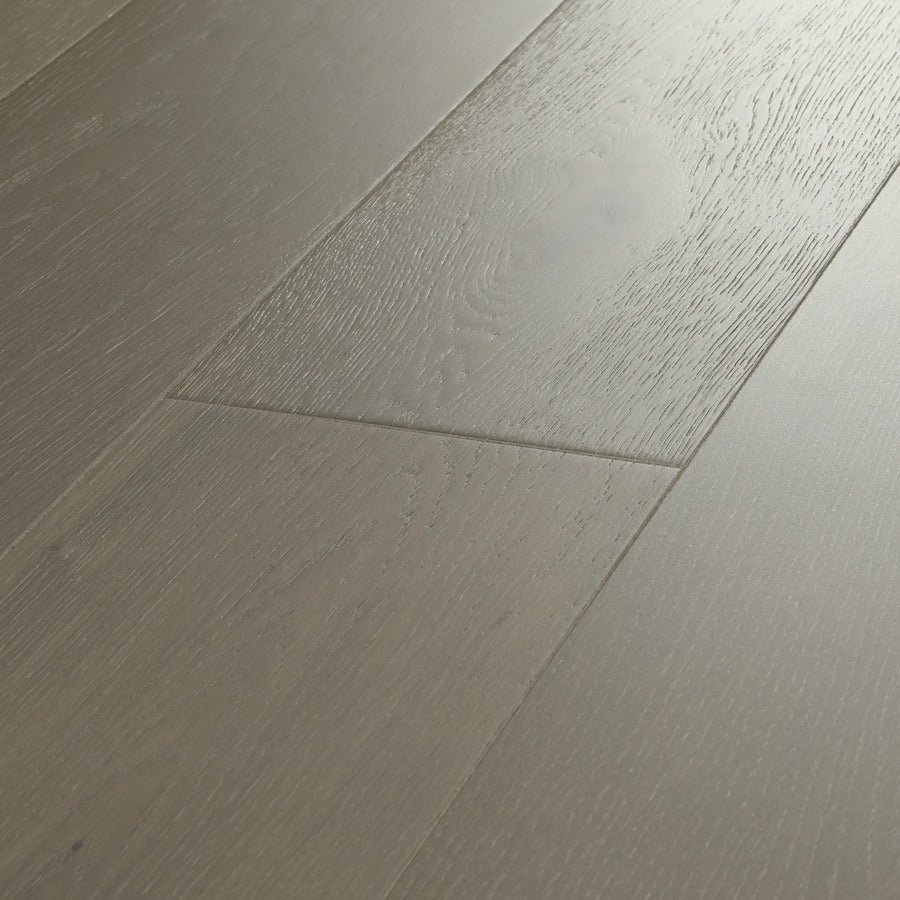 Ovara Engineered Misted Oak Planks Flooring, Brushed & Matt Lacquered: 12.0 x 190 x 1,900 mm
