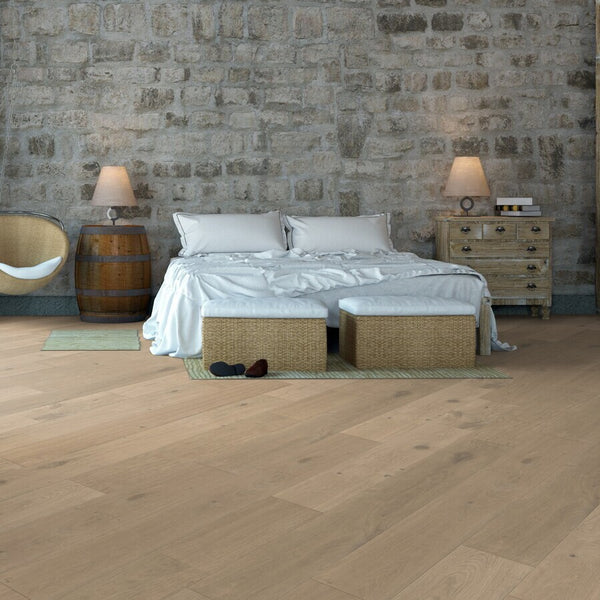 Ovara Engineered Natural Oak Planks Flooring, Brushed & Unfinished: 20.0 x 240 x 2,200 mm