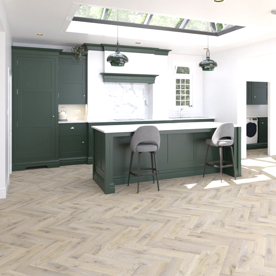 Ovara Antique Engineered Dunstanburgh Oak Herringbone Flooring, Brushed & Matt Lacquered Antique: 15.0 x 125 x 625 mm