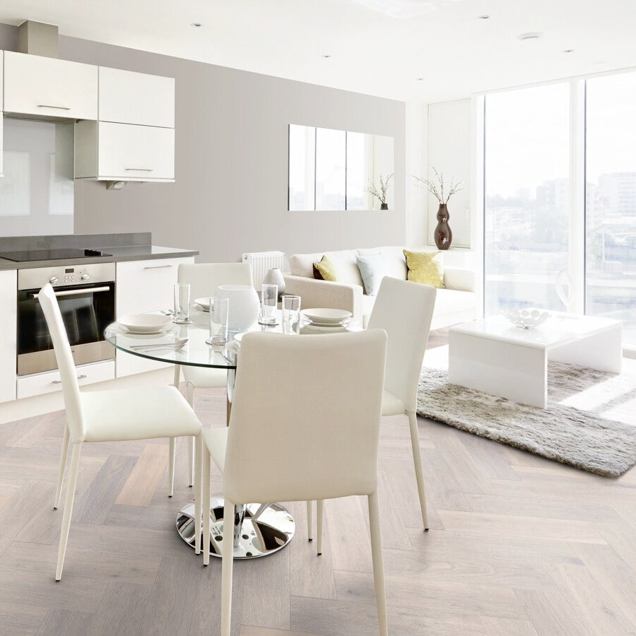 Ovara Engineered Aspen Oak Herringbone Flooring, Brushed & Matt Lacquered: 12.0 x 150 x 600 mm