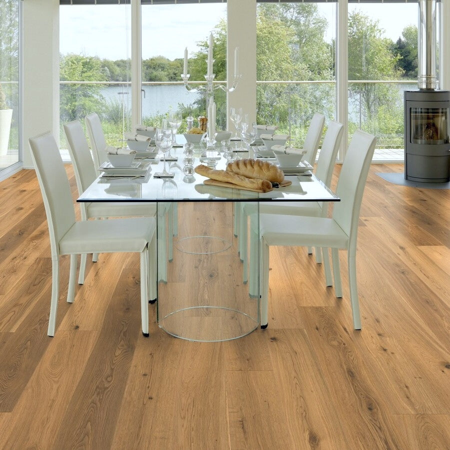 Ovara Rustic Engineered Natural Oak Planks Flooring, Brushed & UV Oiled: 14.0 x 180 x 1,900 mm