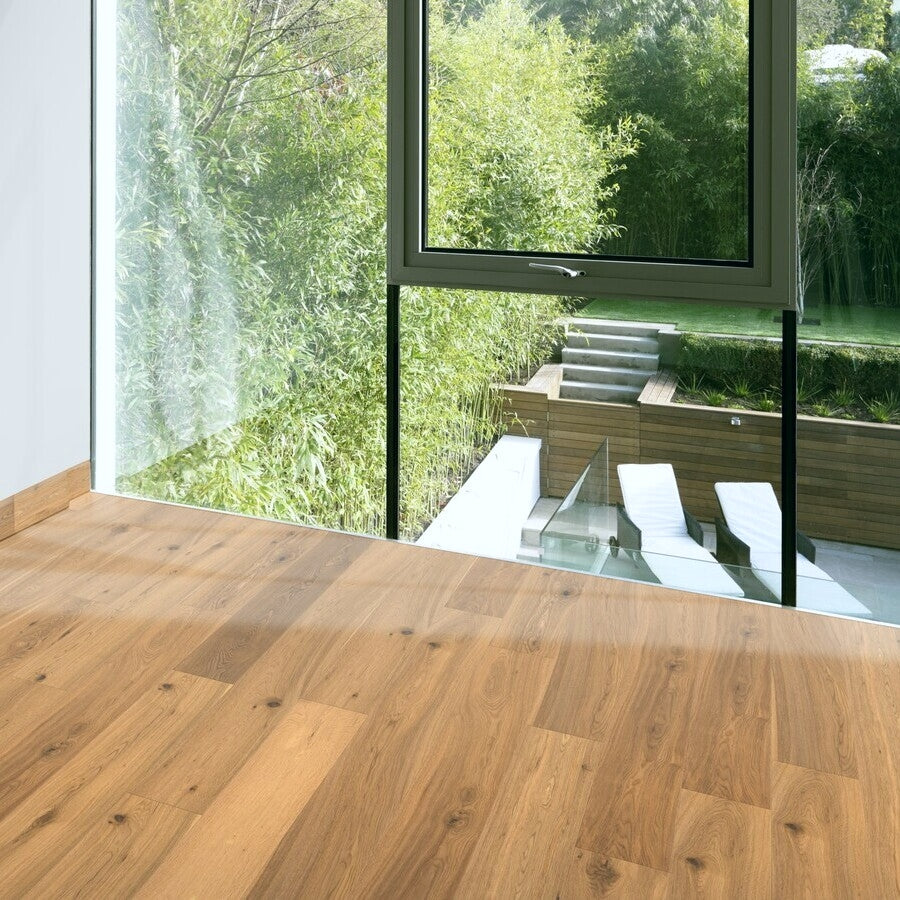 Ovara Rustic Engineered Natural Oak Planks Flooring, Brushed & UV Oiled: 14.0 x 180 x 1,900 mm