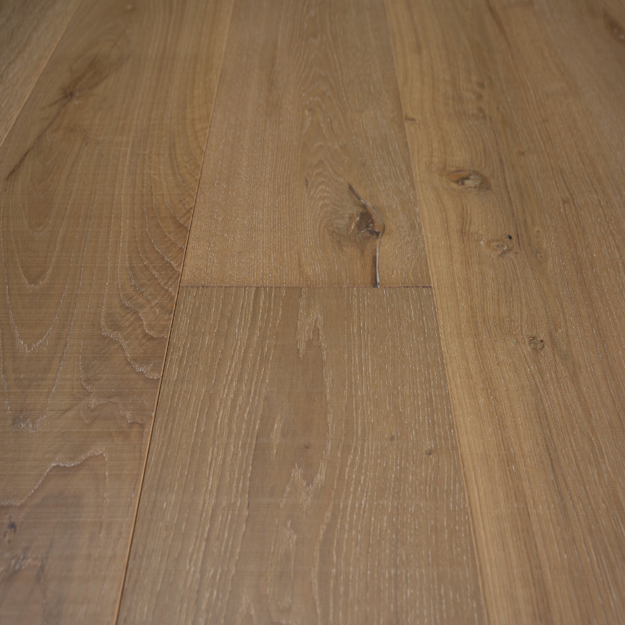 Ovara Antique Engineered Edlingham Oak Planks Flooring, Brushed & Matt Lacquered Antique: 15.0 x 235 x 2,200 mm
