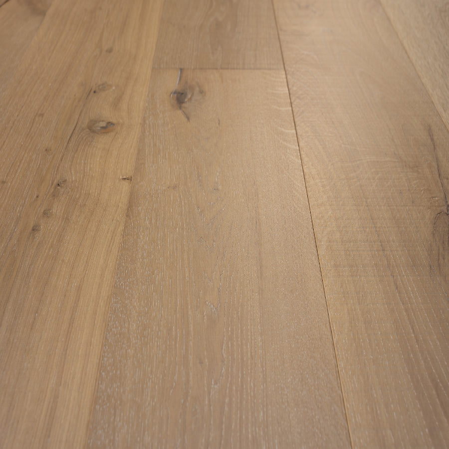 Ovara Antique Engineered Edlingham Oak Planks Flooring, Brushed & Matt Lacquered Antique: 15.0 x 235 x 2,200 mm