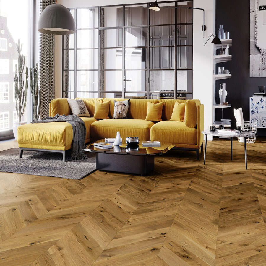 Ovara Engineered Smoked Oak Chevron Flooring, Brushed & Matt Lacquered: 14.0 x 130 x 725 mm