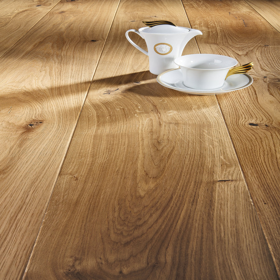 Ovara  Engineered Natural Oak Planks Flooring, Brushed & Oiled: 14.0 x 207 x 2,200 mm