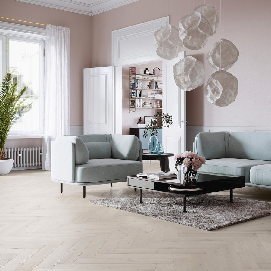 Ovara Engineered White Oak Herringbone Flooring, Brushed & Matt Lacquered: 14.0 x 110 x 660 mm