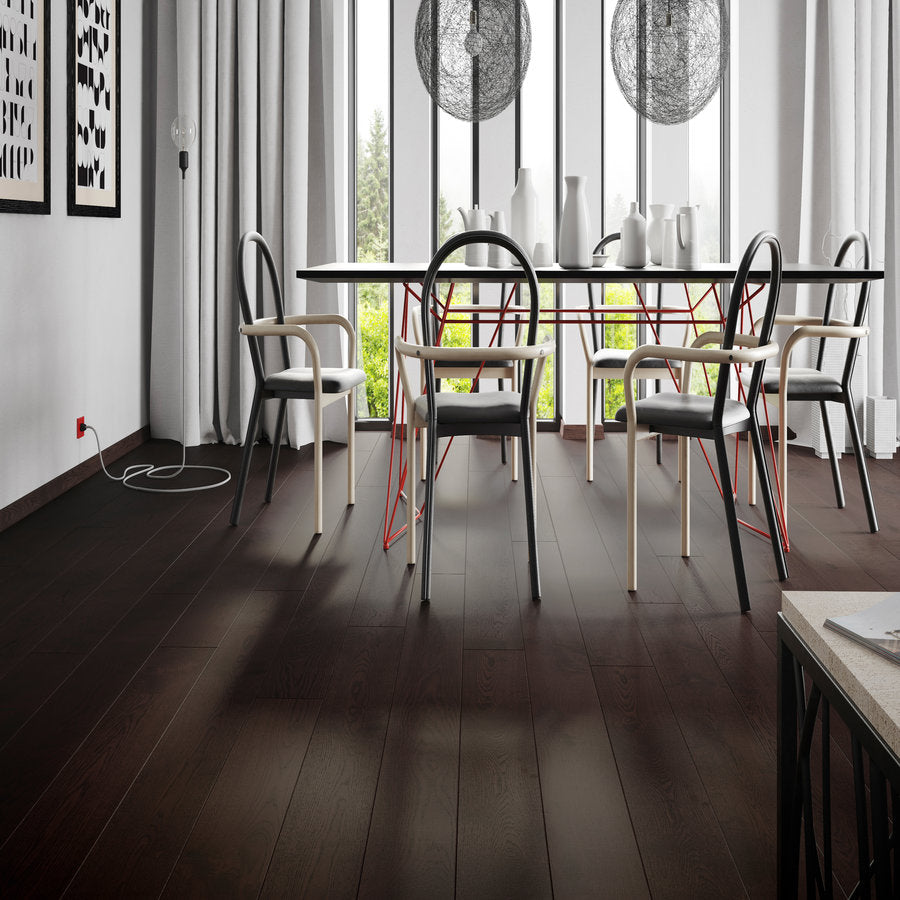 Ovara  Engineered Russet Oak Planks Flooring, Brushed & Matt Lacquered: 14.0 x 180 x 2,200 mm