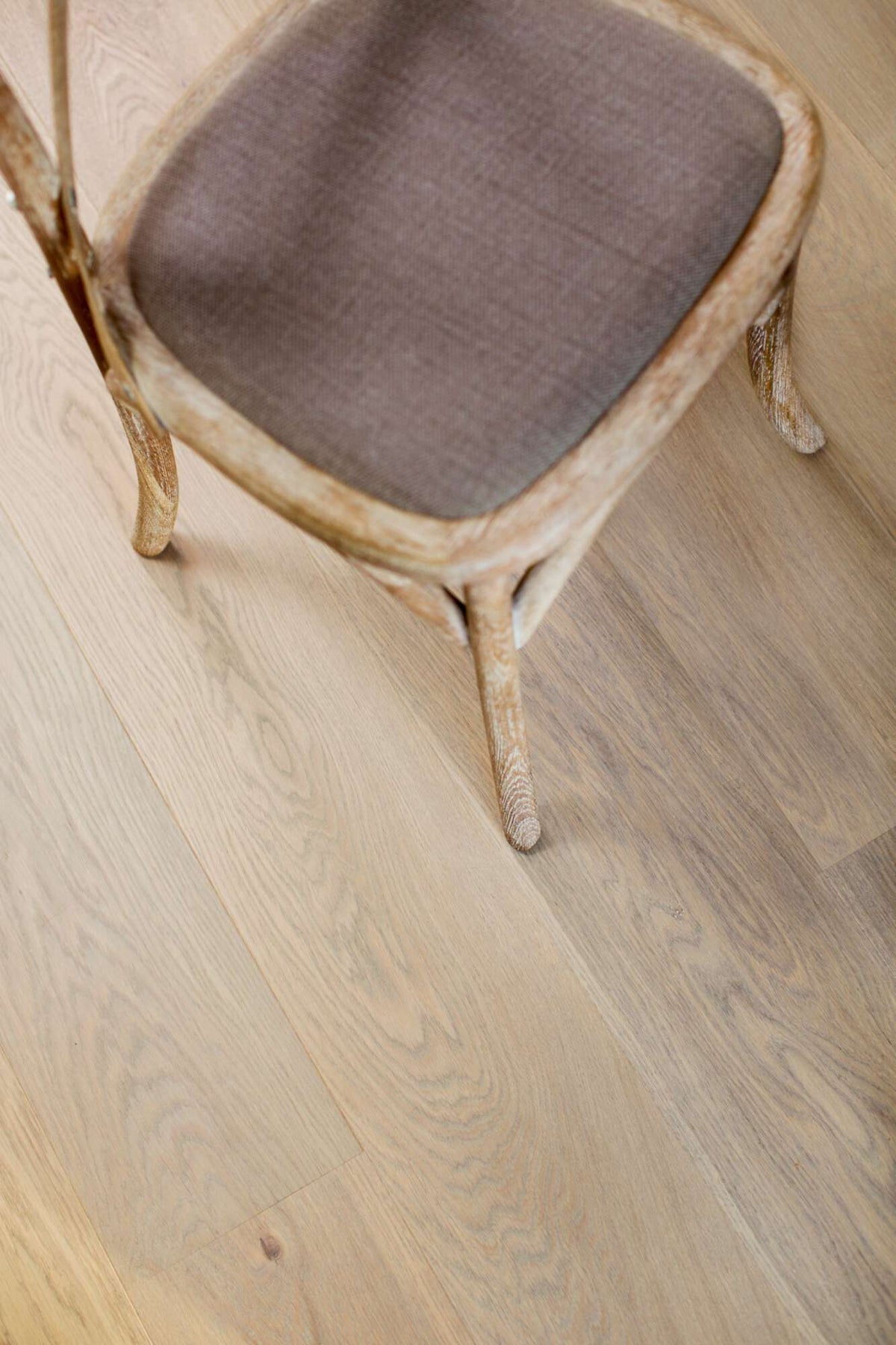 Boen Animoso Engineered Sand Oak Planks Flooring, Brushed & L/Natural: 14.0 x 209 x 2,200 mm